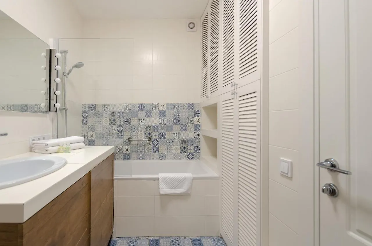 Petrovdom 16-154 In Panoramic View Apartment Nearby Central Railway Station In Rc Kvartet Kyiv Ukraine
